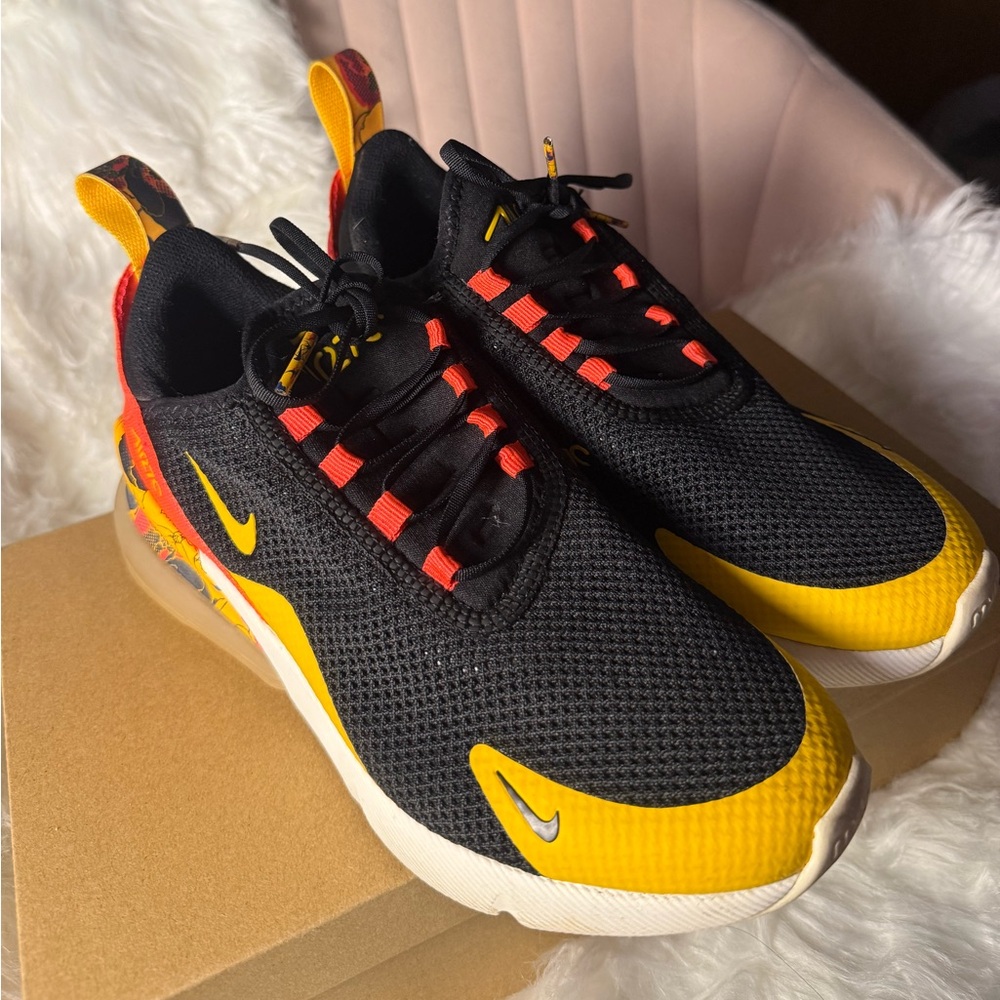 Nike AIR MAX 270’s in Black, Red, Yellow, floral design! Women’s size 6!